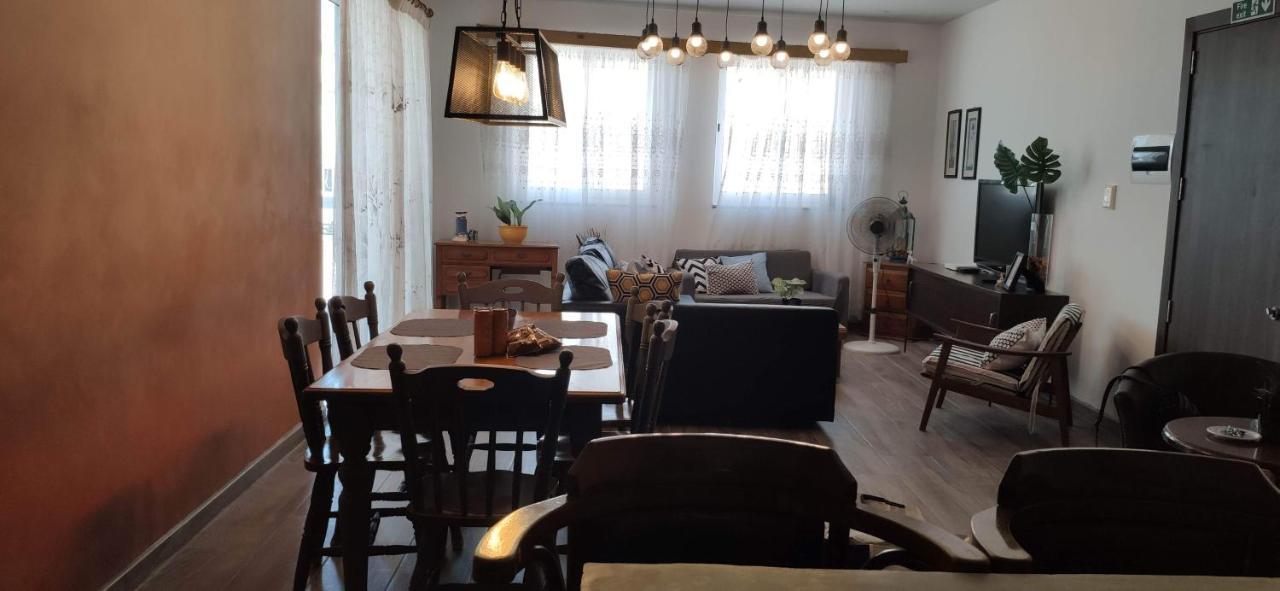 Rebak Place- A Bright & Charming Getaway マルサスカーラ エクステリア 写真